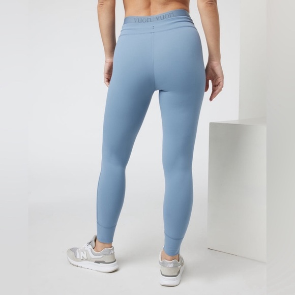 Vuori Elevate Daily Leggings Like New - Picture 2 of 7